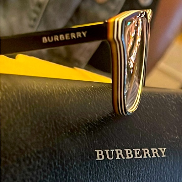 SOLD- BURBERRY Eyeglasses Check Multilayer Black with Original Case Nwt - Picture 5 of 16